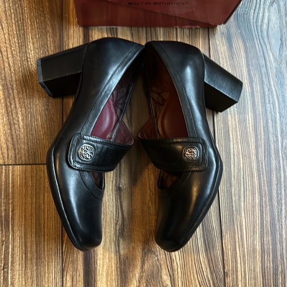 NEW Abeo Bio Ophelia Leather Chunky Block Heel Mary Jane Classic Pumps. Size 7 - Picture 5 of 11